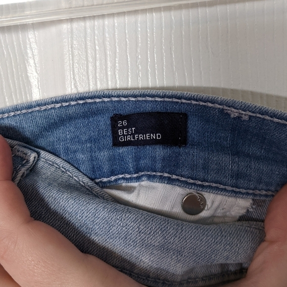 Like-New Gap Best Girlfriend Light Wash Jeans Women's Size 26 - Picture 5 of 5